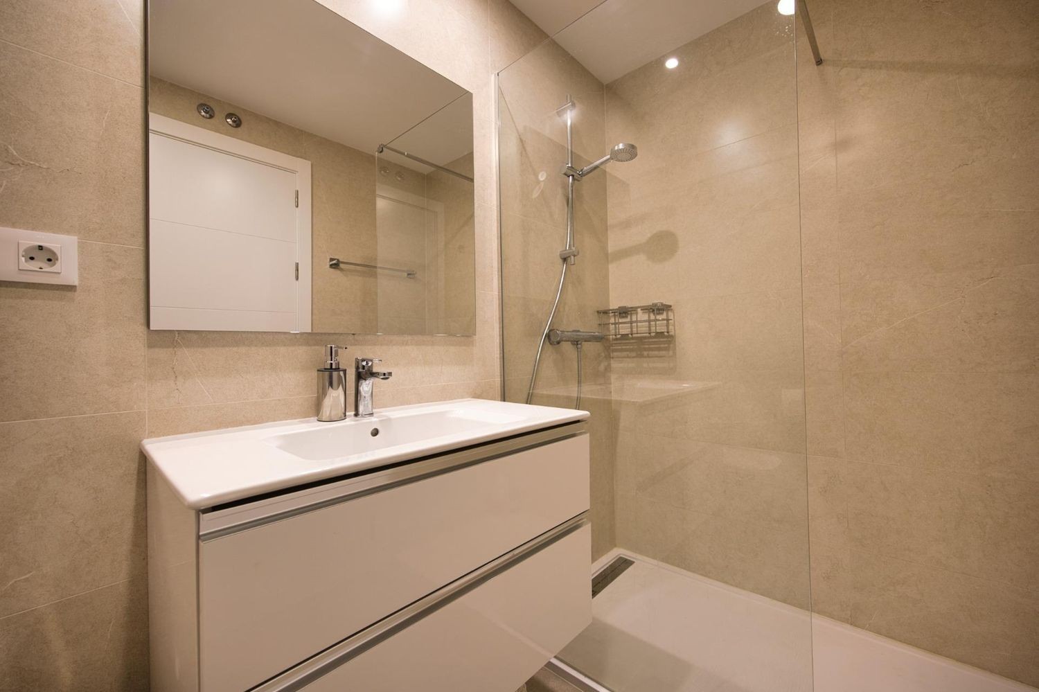 Apartment in Alicante, Spain 3 bedrooms, 91 sq.m. No. 180765