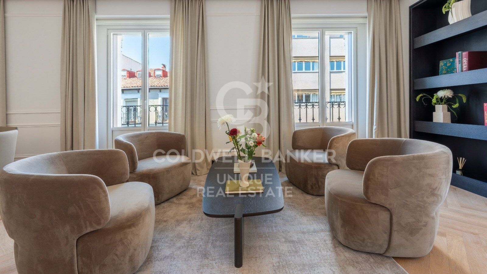 Apartament w Madrid, Hiszpania 3 sypialnie, 199 mkw. nr 157128