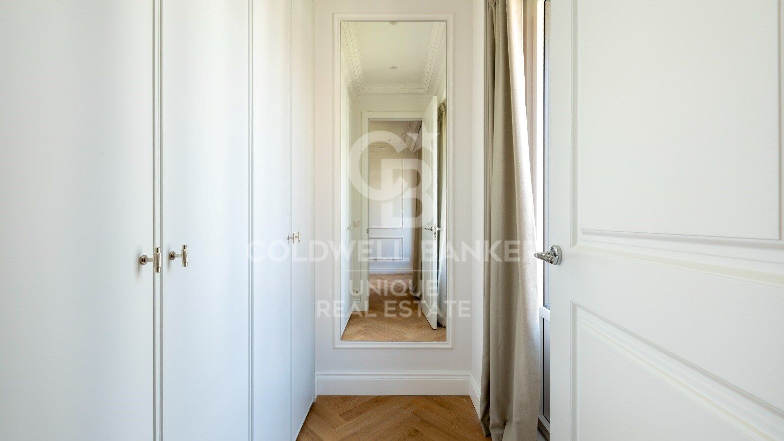 Apartament w Madrid, Hiszpania 3 sypialnie, 199 mkw. nr 157128