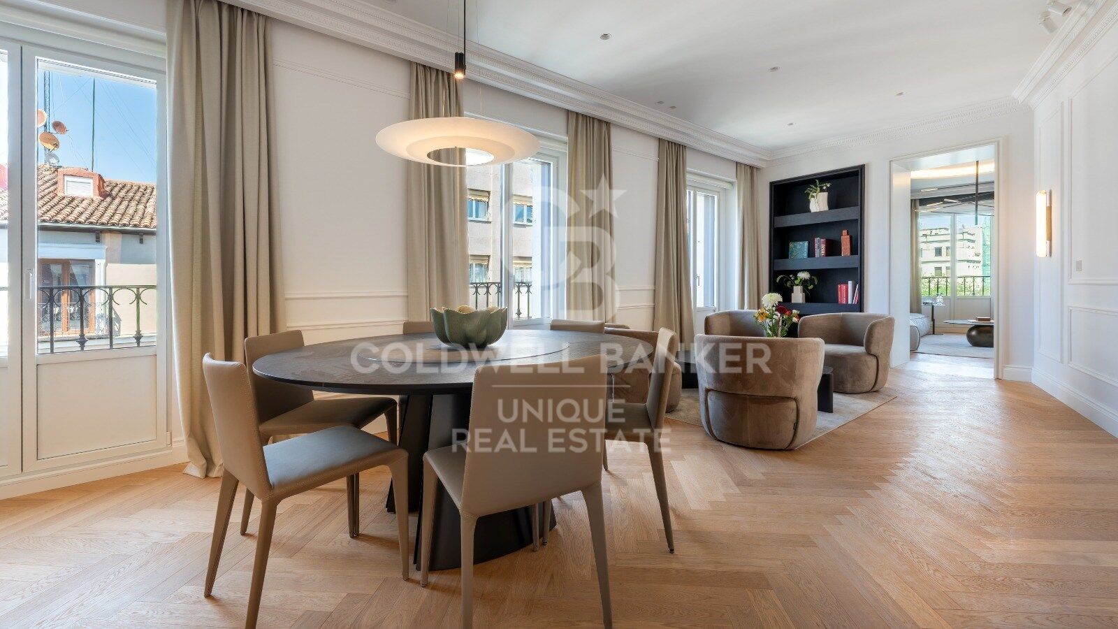 Apartament w Madrid, Hiszpania 3 sypialnie, 199 mkw. nr 157128