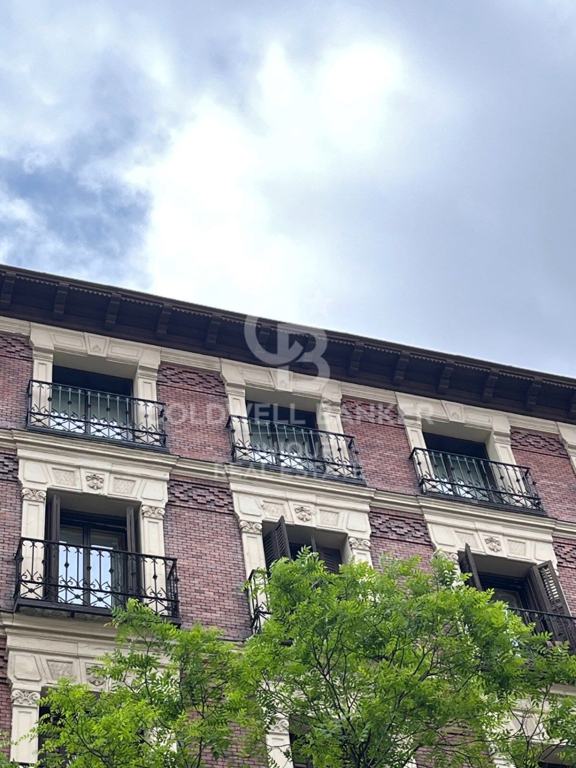 Apartament w Madrid, Hiszpania 3 sypialnie, 199 mkw. nr 157128