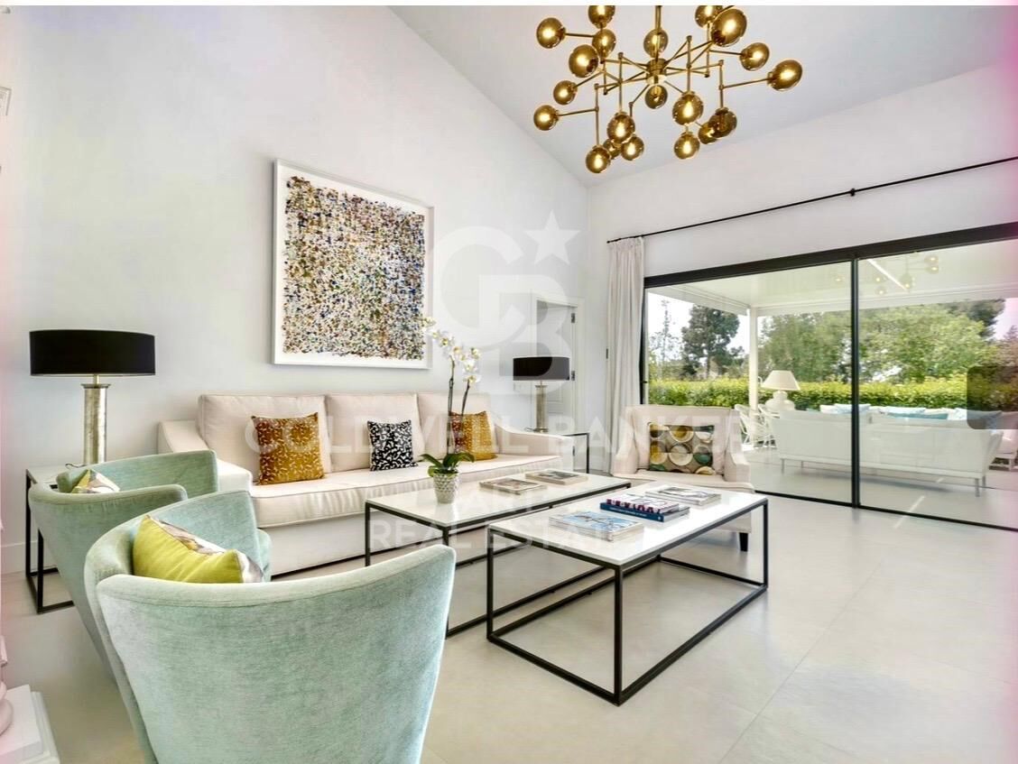 Townhouse in Marbella, Malaga, Spain 4 bedrooms, 635 sq.m. No. 157131