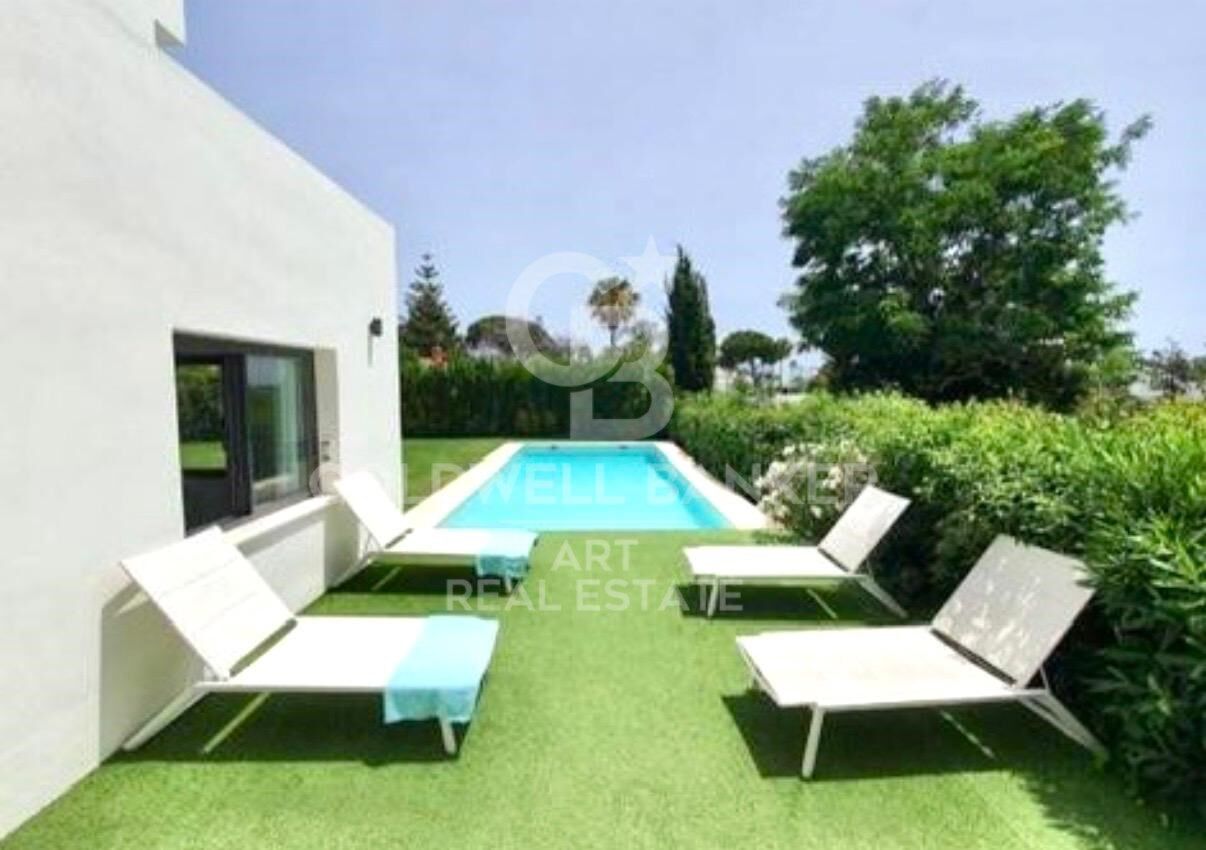 Townhouse in Marbella, Malaga, Spain 4 bedrooms, 635 sq.m. No. 157131