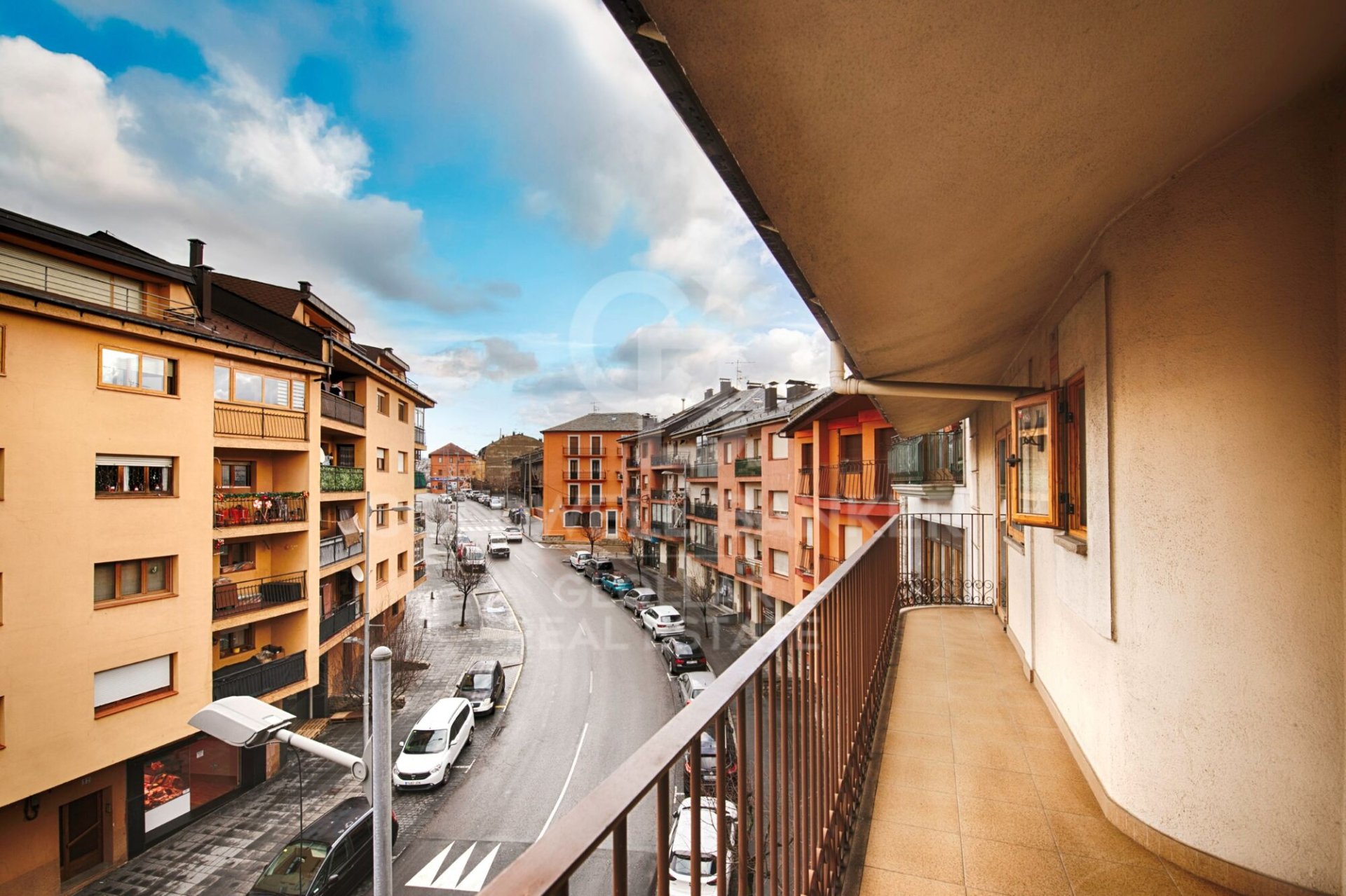 Talo Girona, Espanja 4 makuuhuonetta, 117 m2 No. 157132
