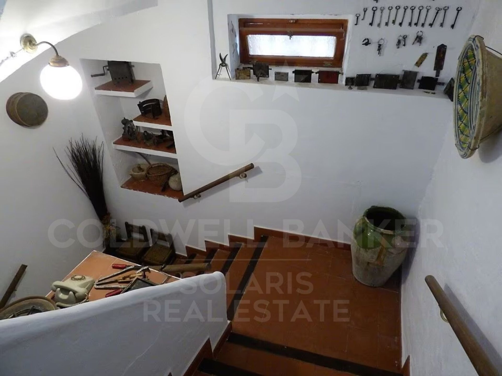 House in Sella, Alicante, Spain 8 bedrooms, 660 sq.m. No. 157129