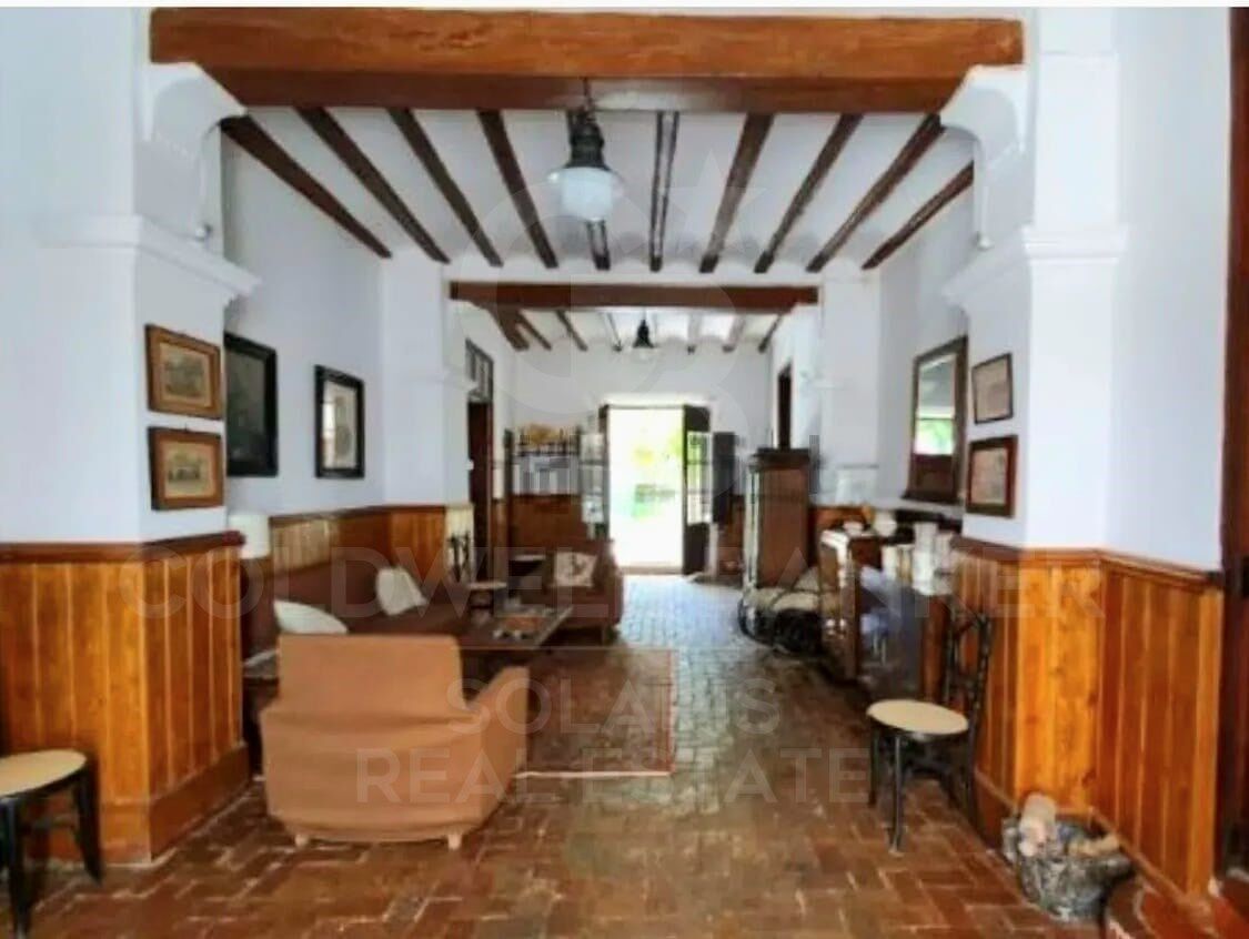 House in Sella, Alicante, Spain 8 bedrooms, 660 sq.m. No. 157129