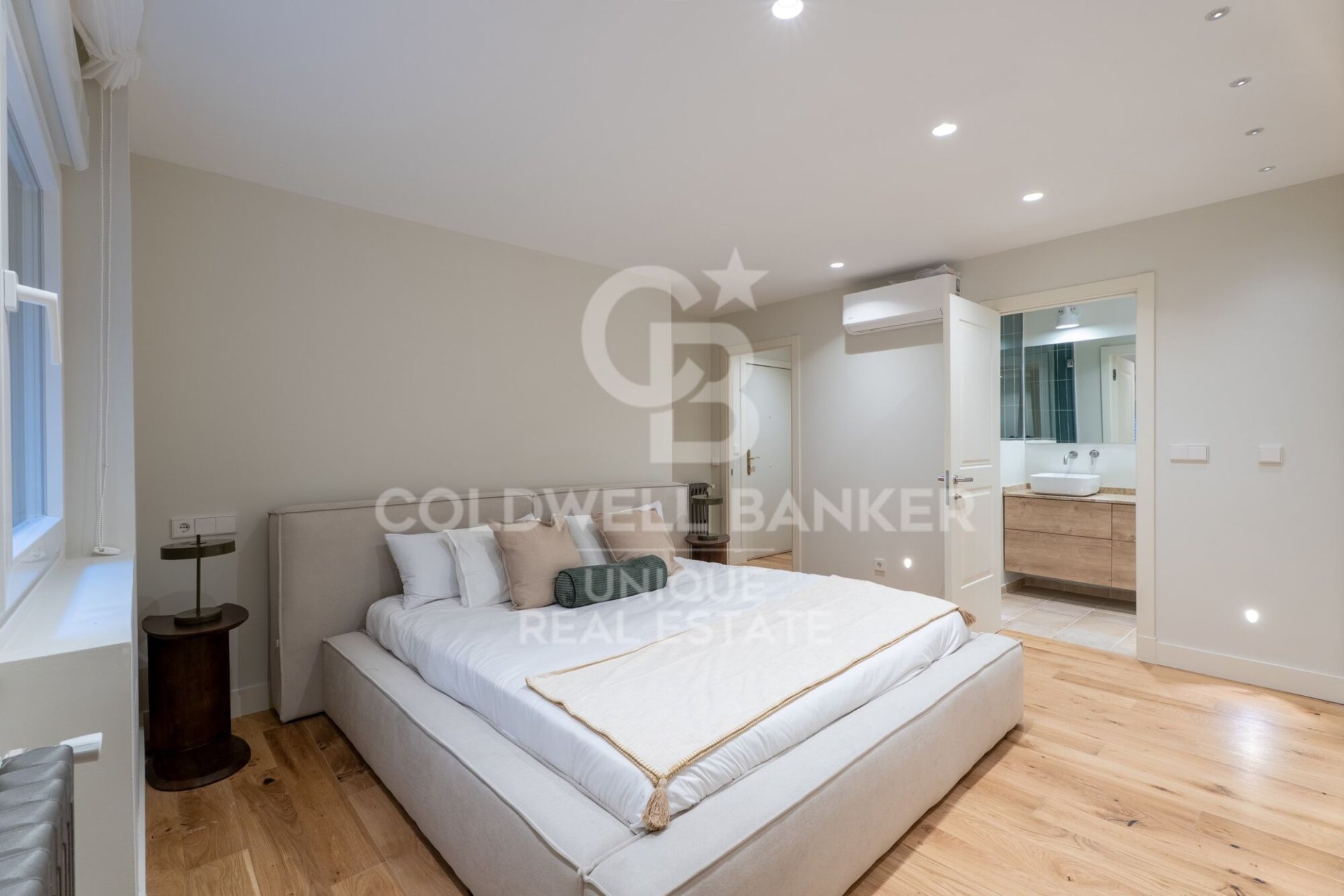Apartment à Madrid, Espagne 3 chambres, 278 m2 No. 157126