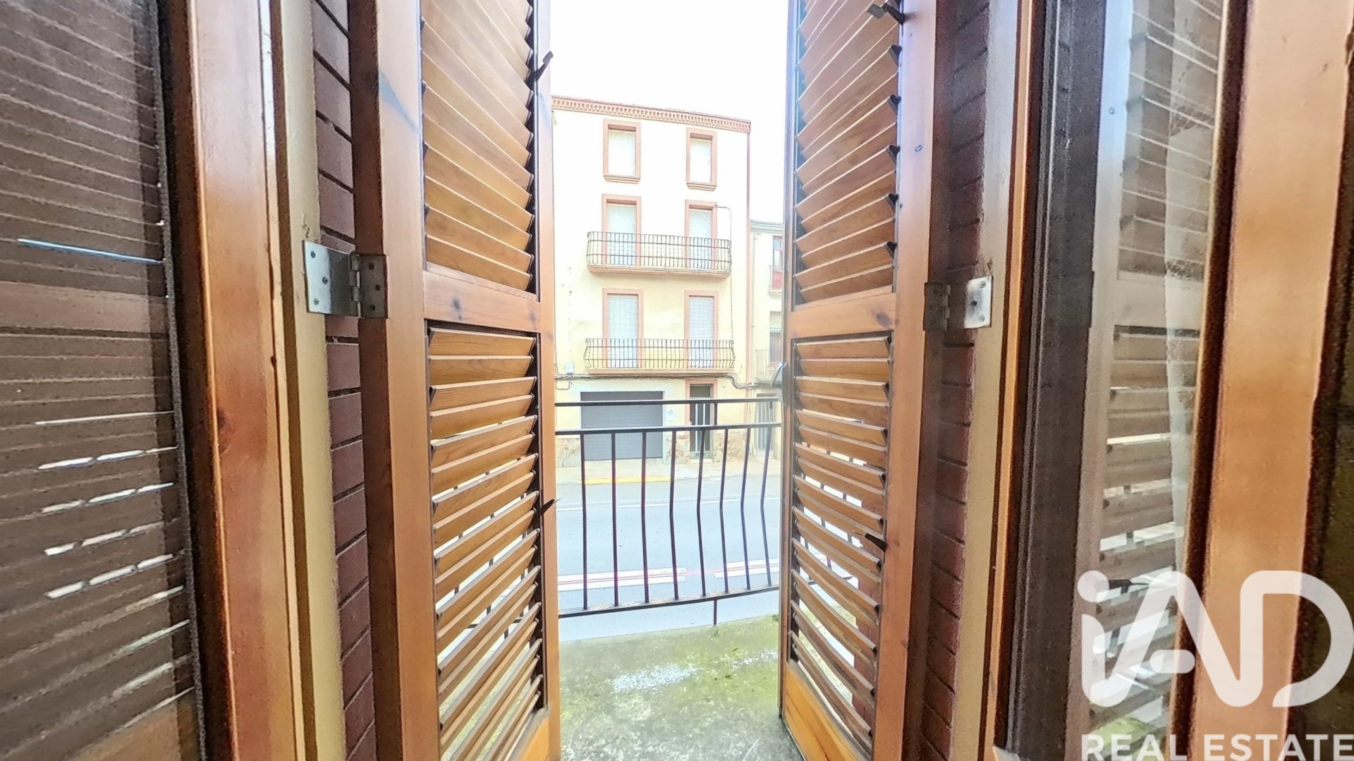 Townhouse in Bellcaire d'Urgell, Lleida, Spain 5 bedrooms, 310 sq.m. No. 184838