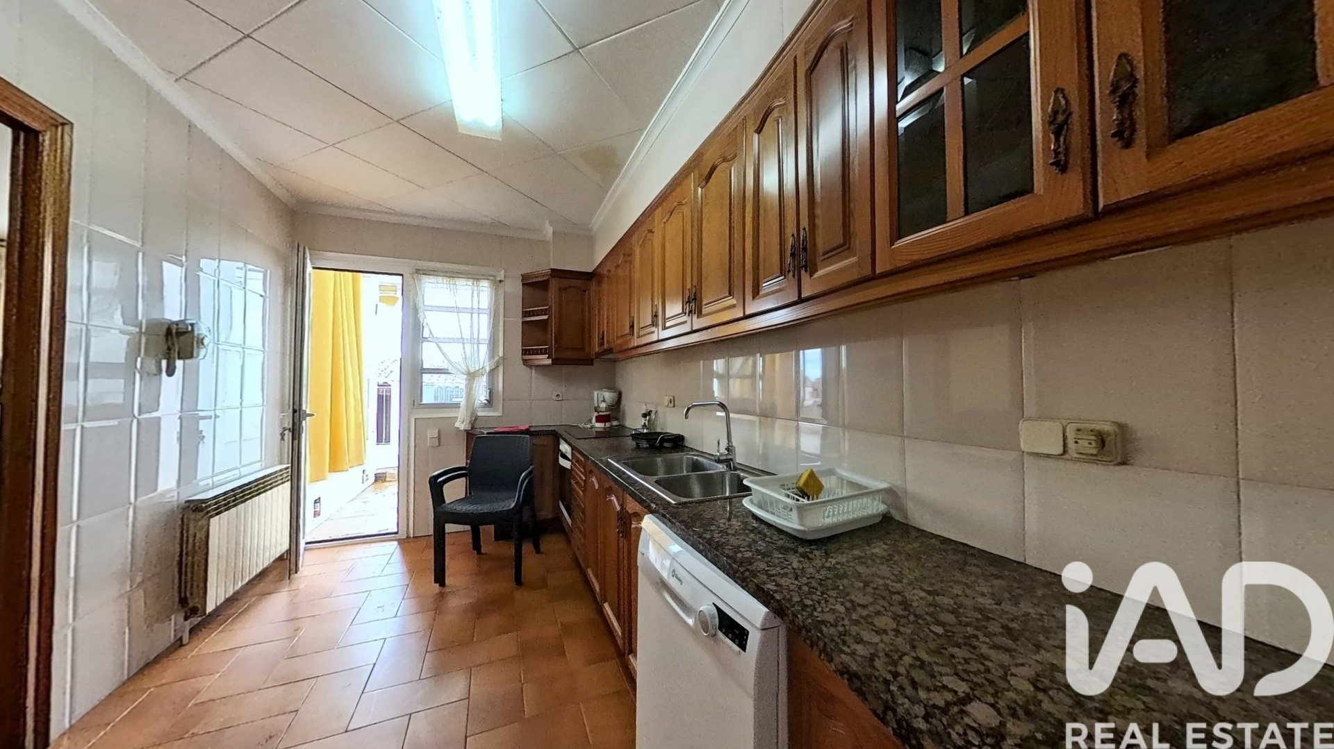 Townhouse in Bellcaire d'Urgell, Lleida, Spain 5 bedrooms, 310 sq.m. No. 184838