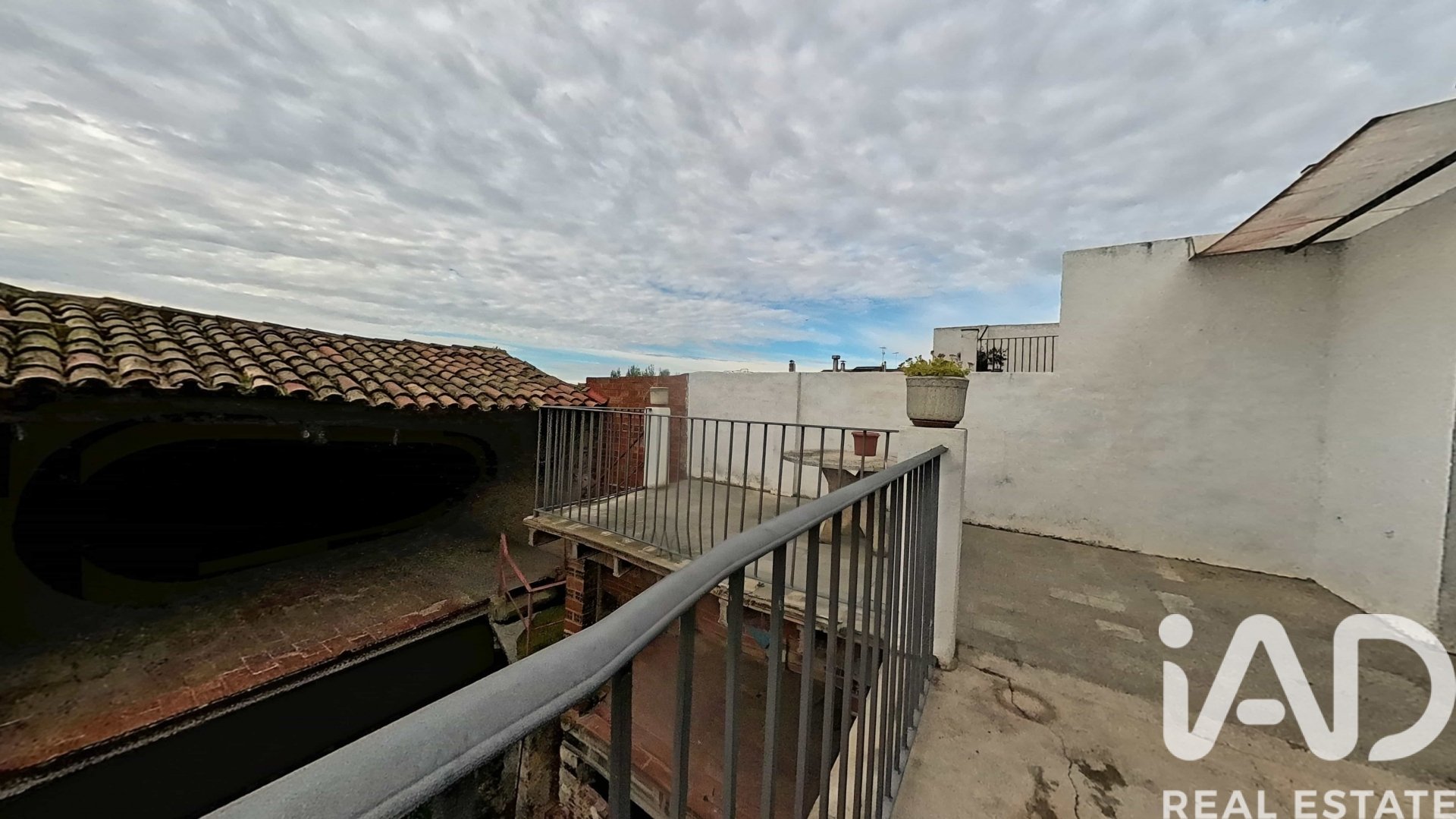 Townhouse in Bellcaire d'Urgell, Lleida, Spain 5 bedrooms, 310 sq.m. No. 184838