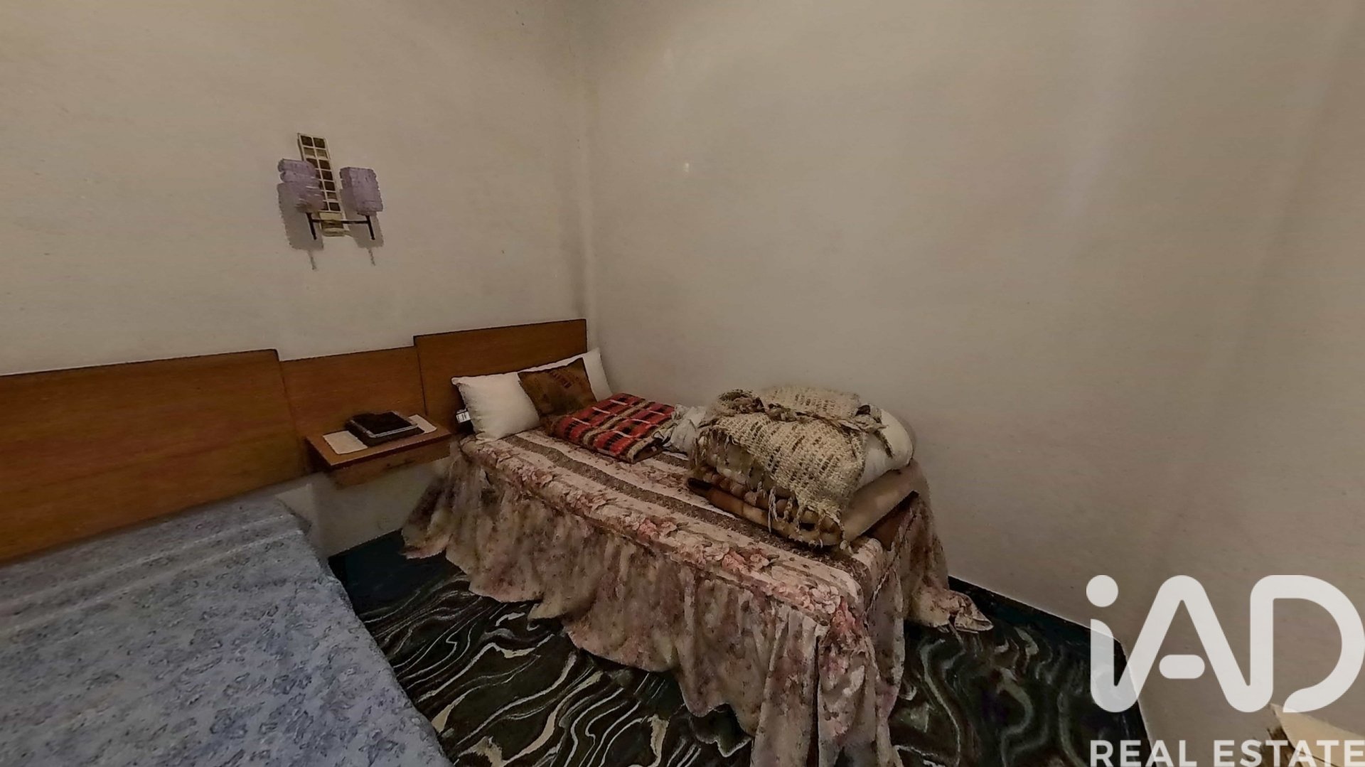 Townhouse in Bellcaire d'Urgell, Lleida, Spain 5 bedrooms, 310 sq.m. No. 184838