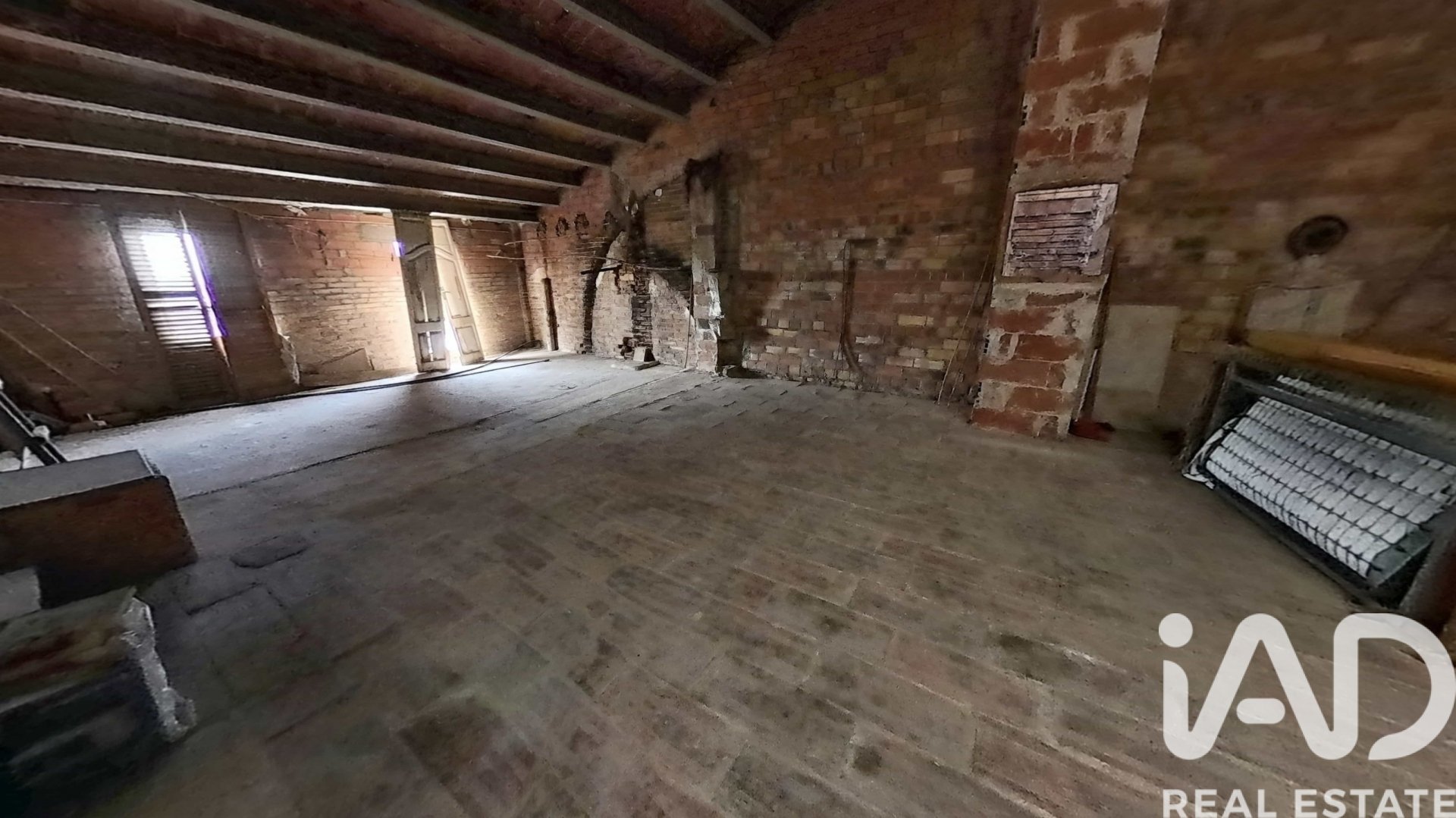 Townhouse in Bellcaire d'Urgell, Lleida, Spain 5 bedrooms, 310 sq.m. No. 184838