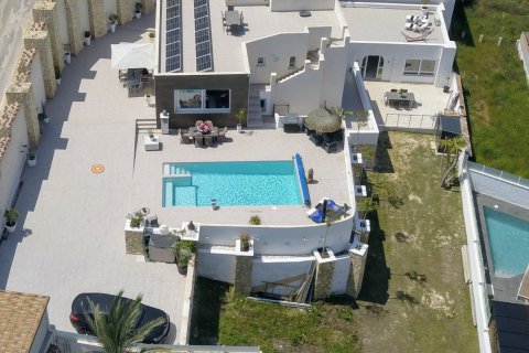 Villa i Ciudad Quesada, Alicante, Spanien 4 sovrum, 260 kvm. Nr. 192301