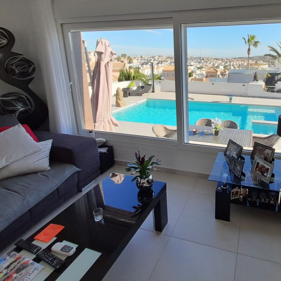 Villa a Ciudad Quesada, Alicante, Spagna 4 camere da letto, 260 mq. N° 192301