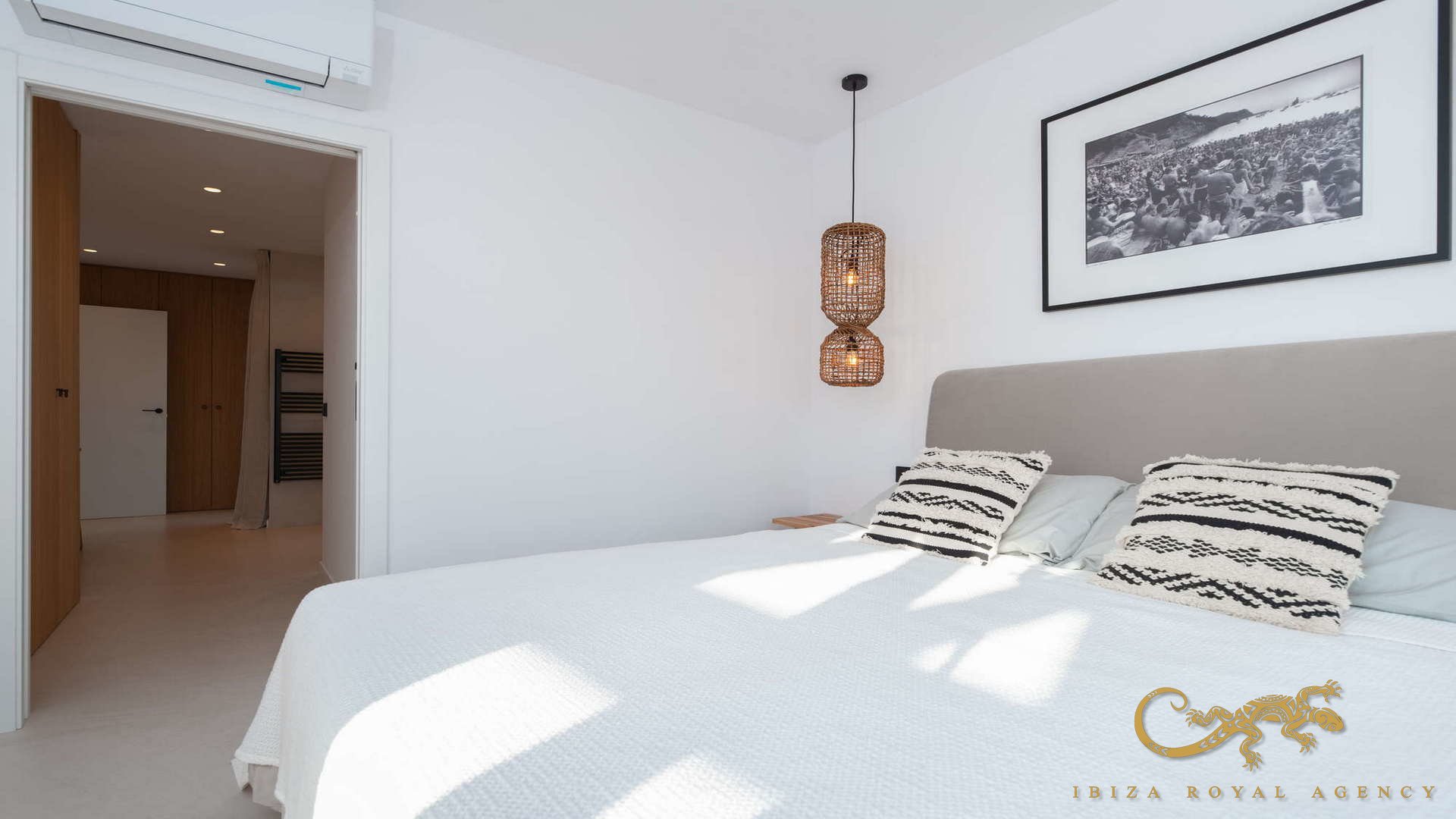 Villa a Sa Carroca, Ibiza, Spagna 3 camere da letto, 318 mq. N° 139390