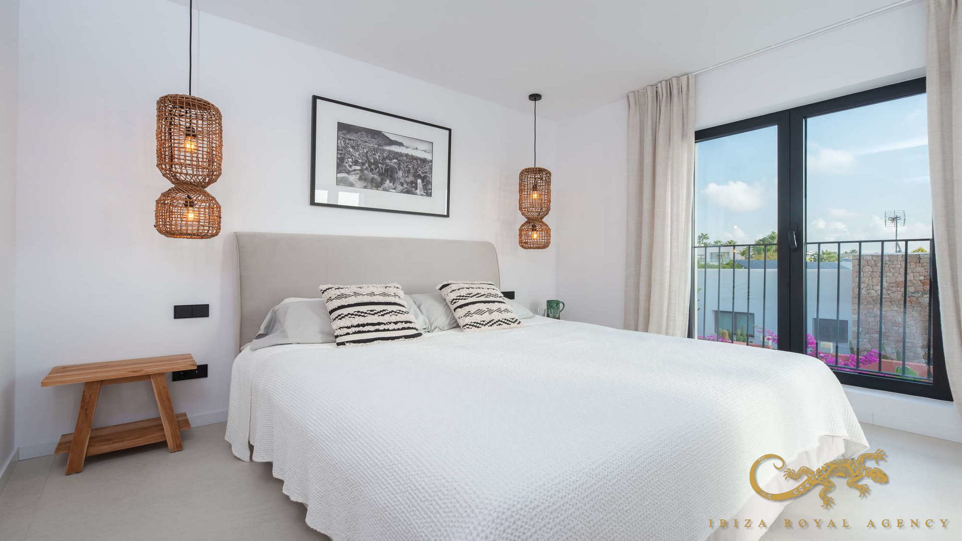 Villa a Sa Carroca, Ibiza, Spagna 3 camere da letto, 318 mq. N° 139390