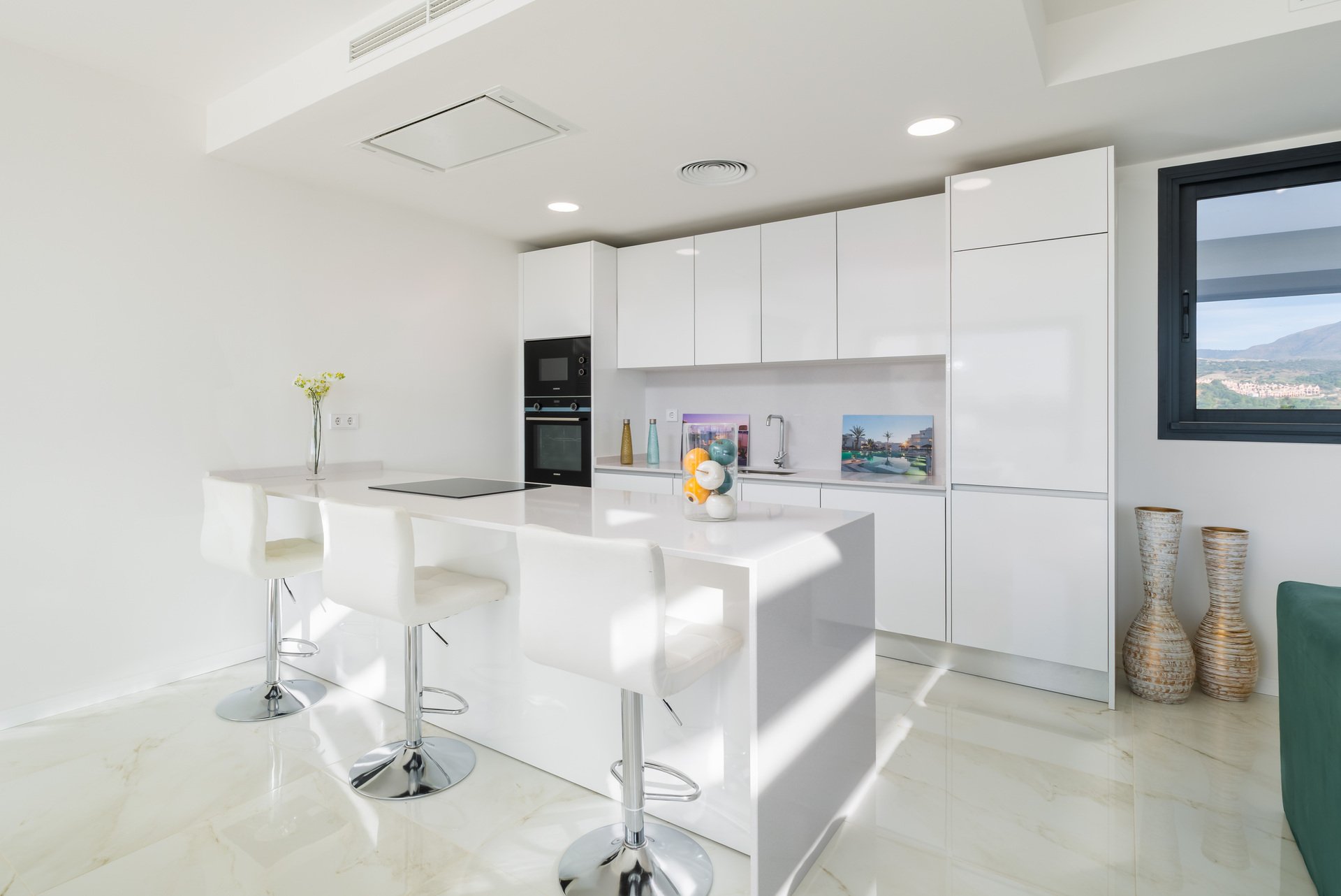 Apartament w Estepona, Malaga, Hiszpania 3 sypialnie, 274 mkw. nr 136147