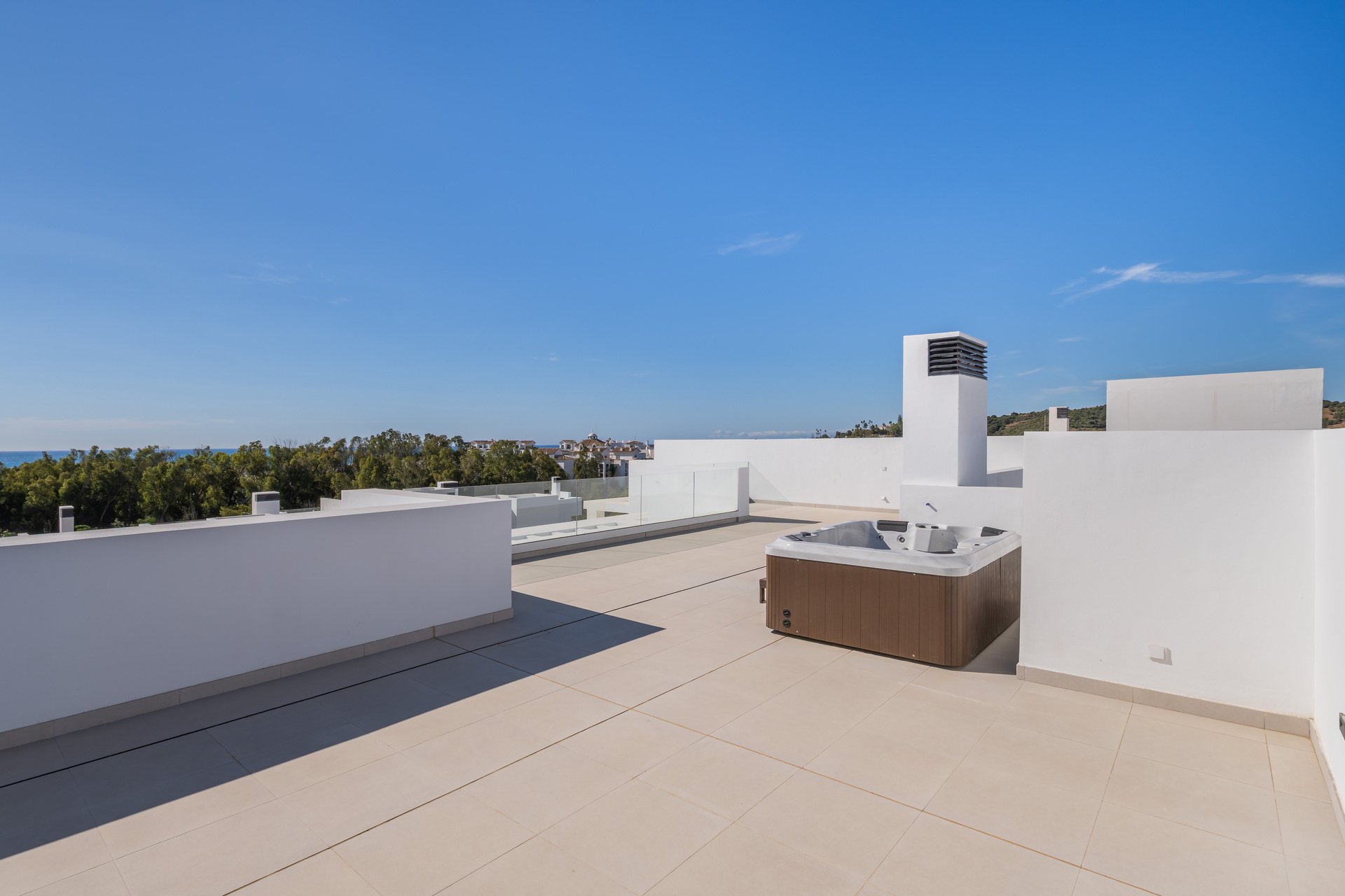 Apartament w Estepona, Malaga, Hiszpania 3 sypialnie, 274 mkw. nr 136147