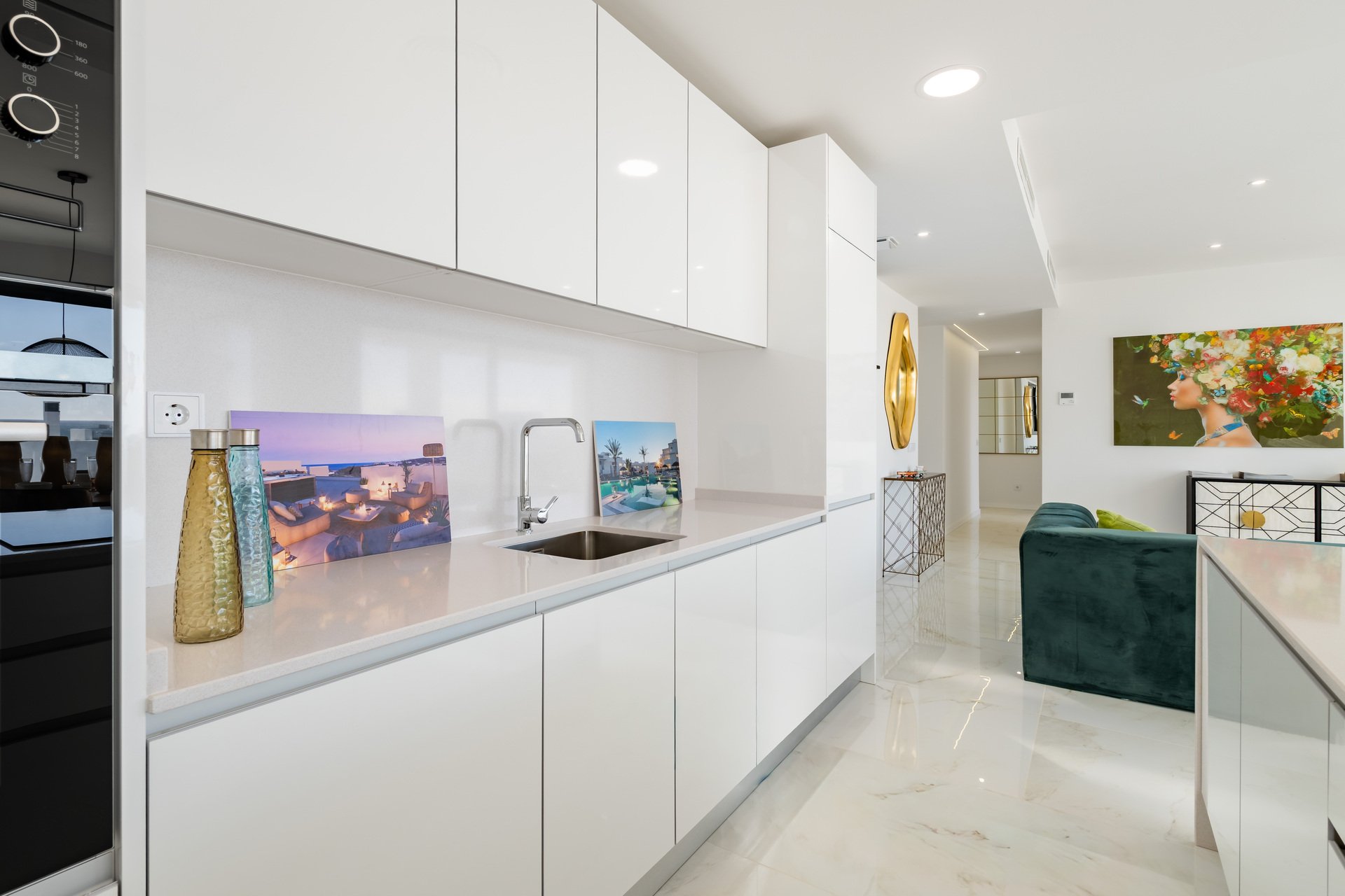 Apartament w Estepona, Malaga, Hiszpania 3 sypialnie, 274 mkw. nr 136147