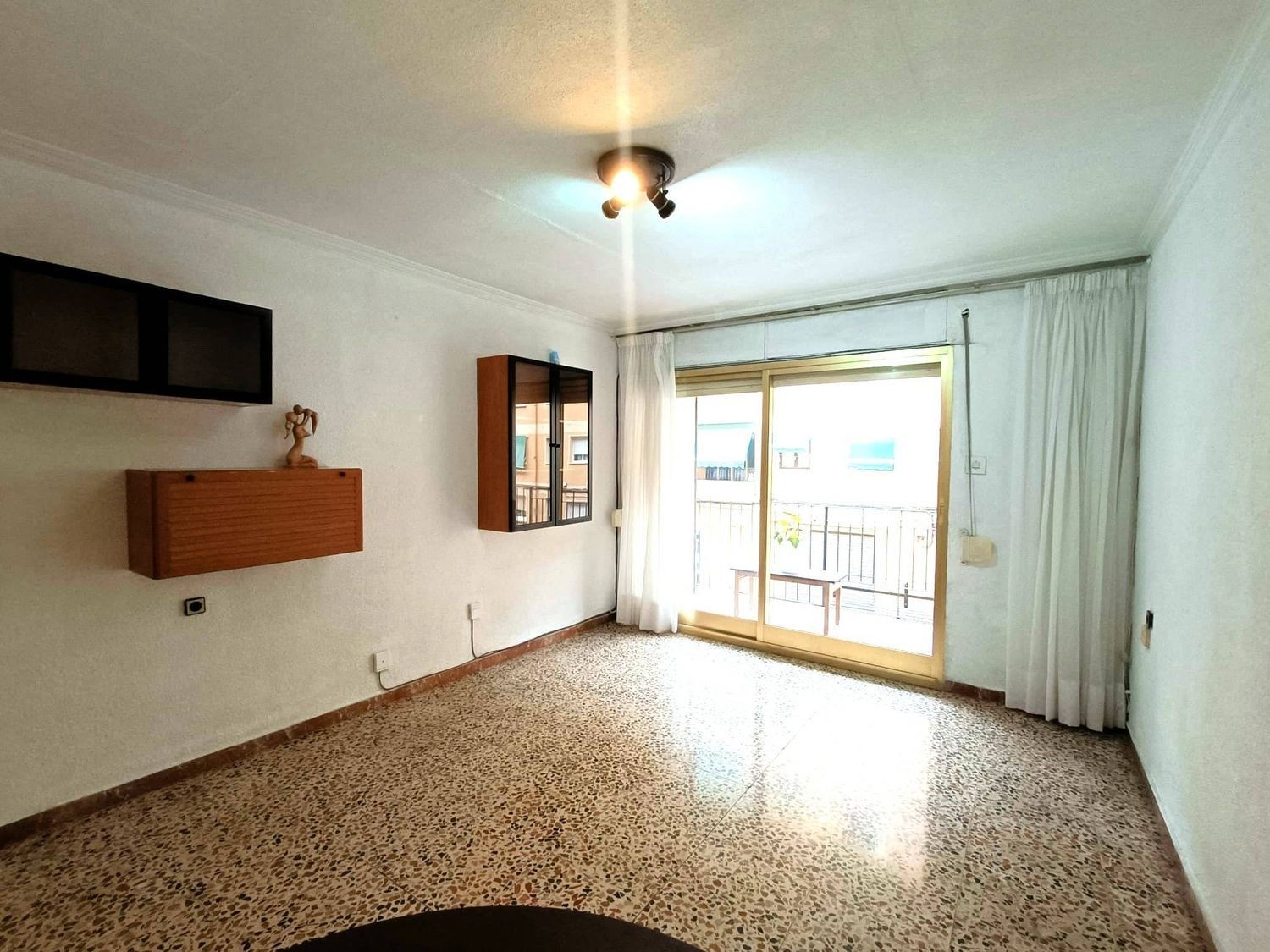 Apartament w Alicante, Hiszpania 3 sypialnie, 90 mkw. nr 183475