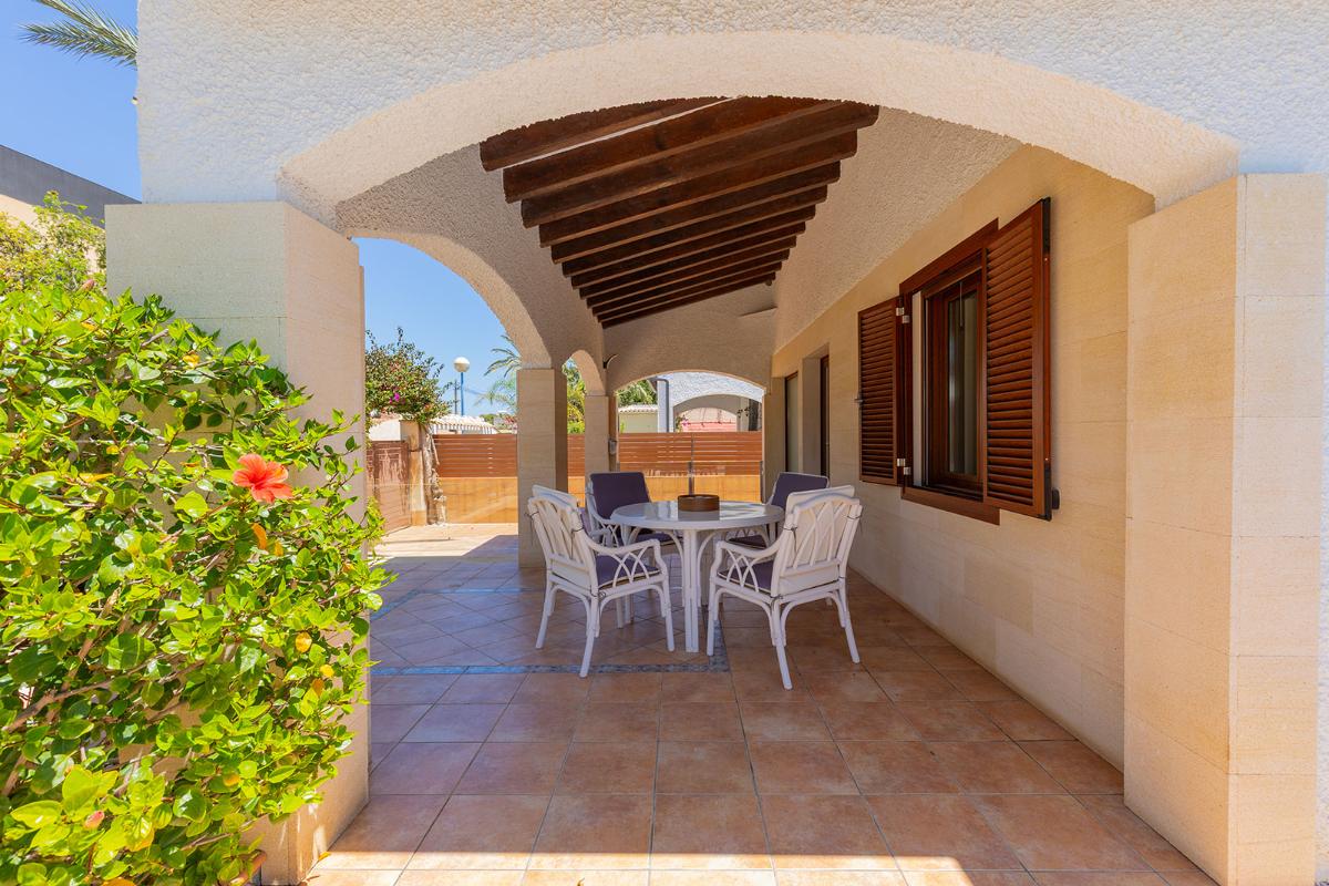 Villa à Orihuela, Alicante, Espagne 4 chambres, 168 m2 No. 148977