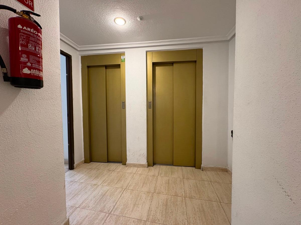 Lägenhet i Torrevieja, Alicante, Spanien 4 sovrum, 115 kvm. Nr. 148972