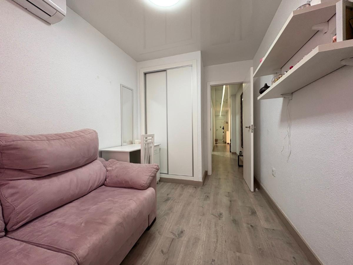 Lägenhet i Torrevieja, Alicante, Spanien 4 sovrum, 115 kvm. Nr. 148972