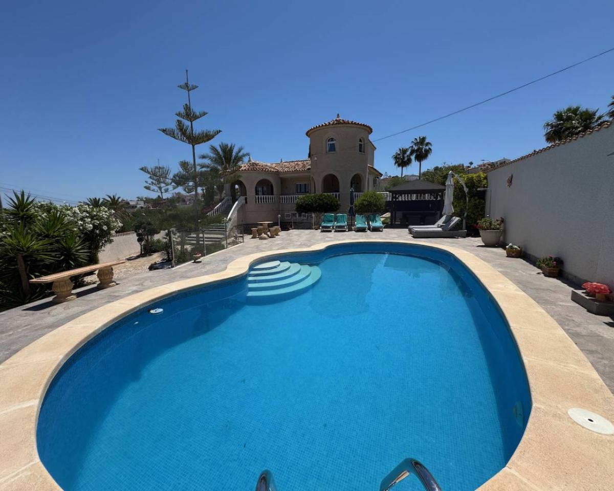 Villa in Algorfa, Alicante, Spanien 5 Schlafzimmer, 375 m2 Nr. 148974