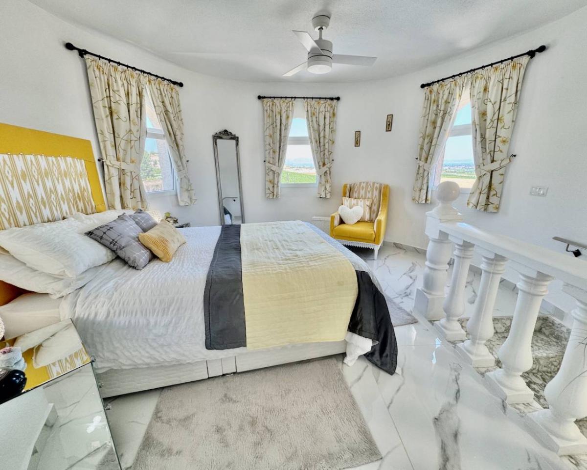 Villa in Algorfa, Alicante, Spanien 5 Schlafzimmer, 375 m2 Nr. 148974
