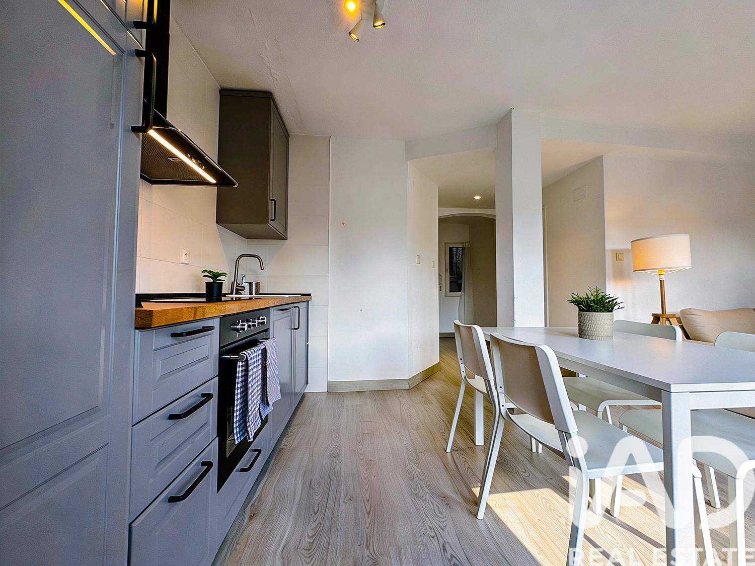 Huoneisto Gijon, Asturias, Espanja 1 makuuhuone, 61 m2 No. 172412