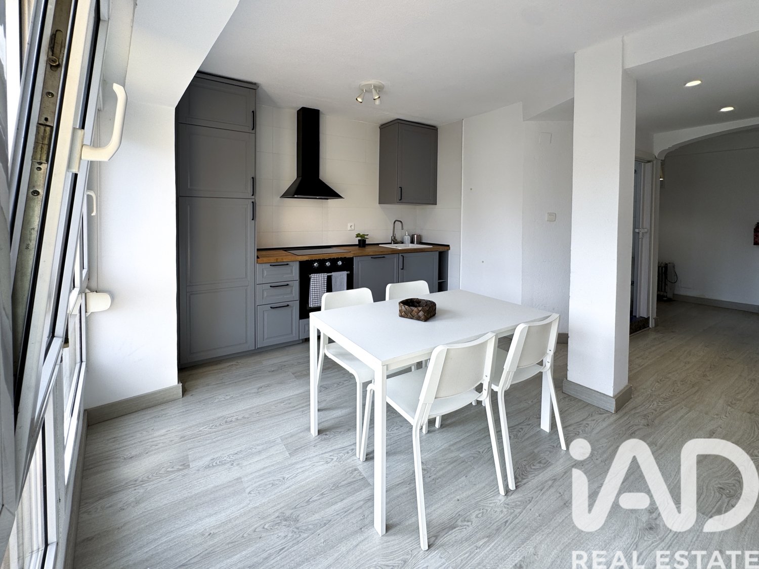 Huoneisto Gijon, Asturias, Espanja 1 makuuhuone, 61 m2 No. 172412