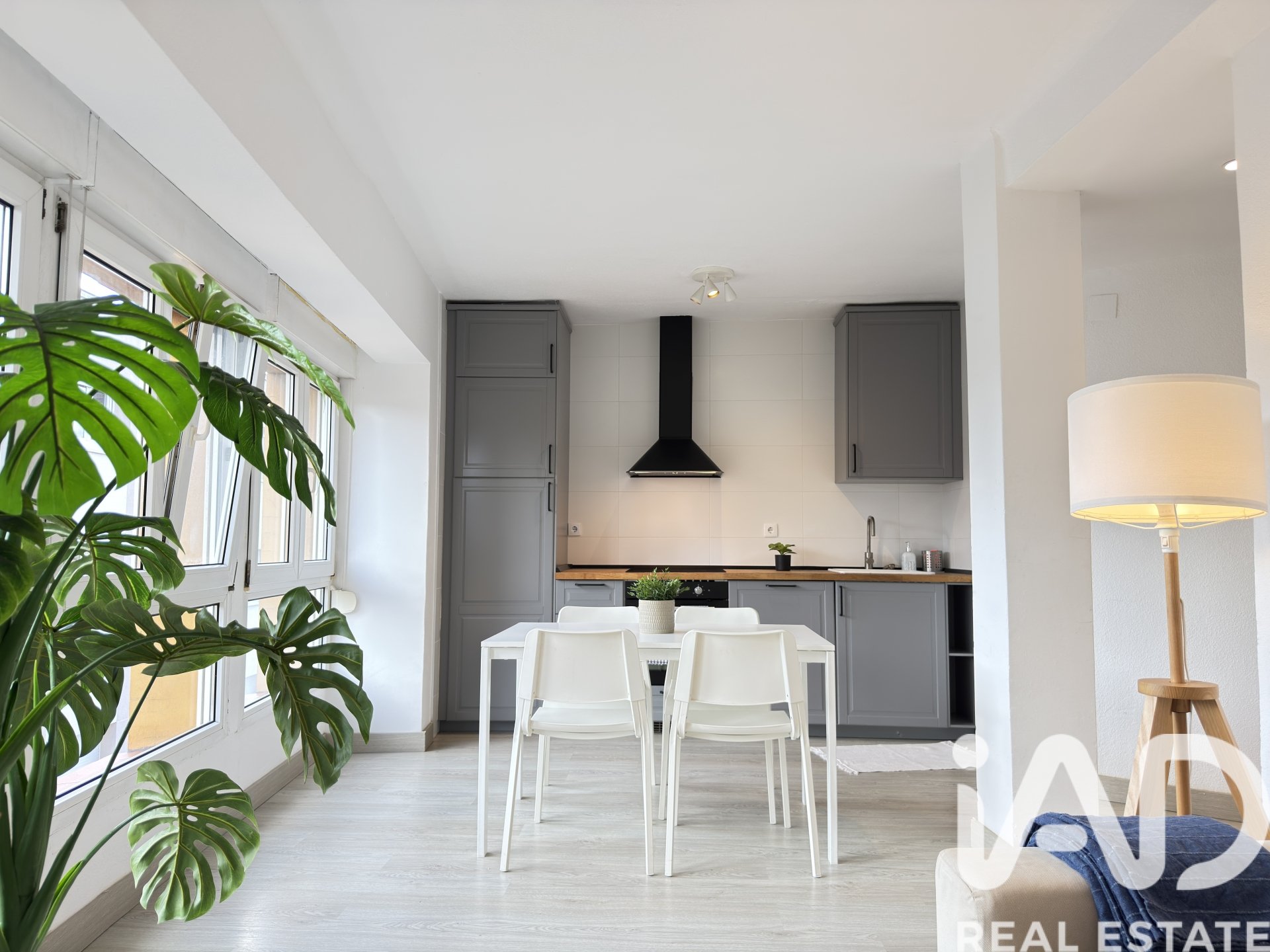 Huoneisto Gijon, Asturias, Espanja 1 makuuhuone, 61 m2 No. 172412