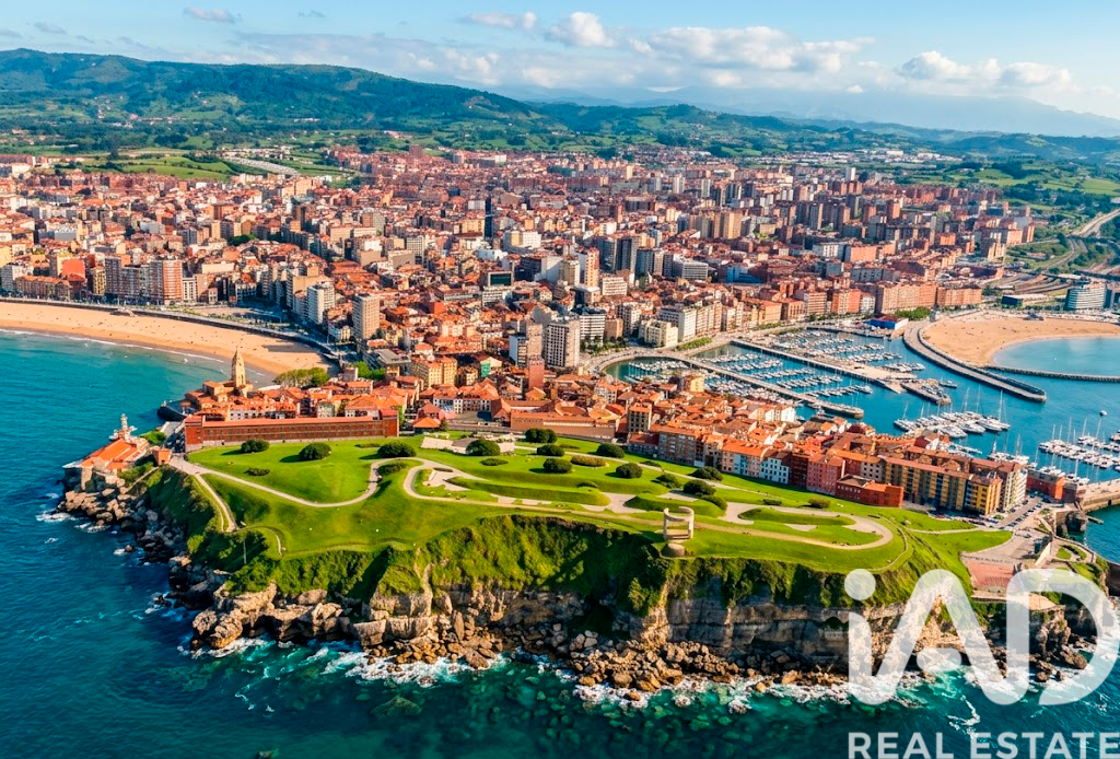 Huoneisto Gijon, Asturias, Espanja 1 makuuhuone, 61 m2 No. 172412