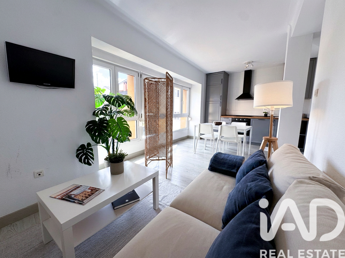Huoneisto Gijon, Asturias, Espanja 1 makuuhuone, 61 m2 No. 172412