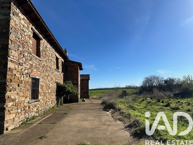 House in Destriana, Leon, Spanien 7 Schlafzimmer, 350 m2 Nr. 172413