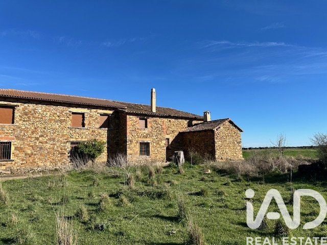 House in Destriana, Leon, Spanien 7 Schlafzimmer, 350 m2 Nr. 172413