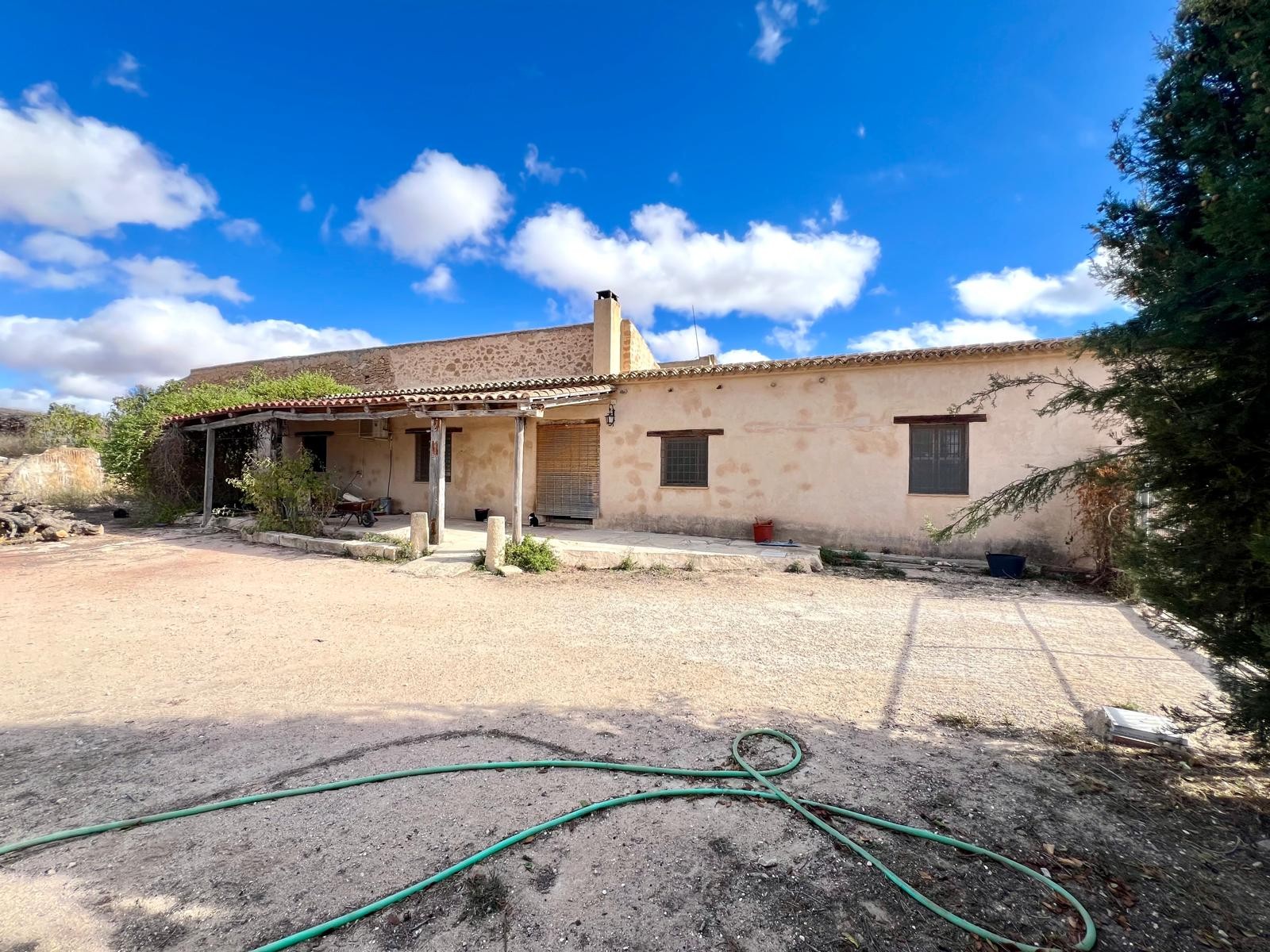 Finca Pinoso, Alicante, Spānijā 4 istabas, 150 m2 Nr. 184428