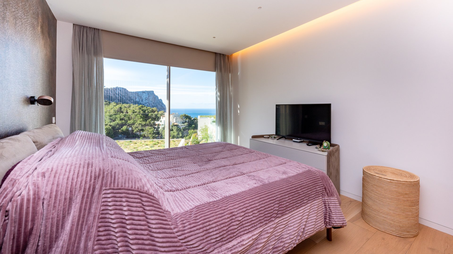 Villa in Port D'andratx, Mallorca, Spain 3 bedrooms, 493 sq.m. No. 66531