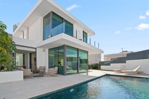 Villa in Benidorm, Alicante, Spanien 3 Schlafzimmer, 195.5 m2 Nr. 167250