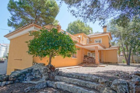 Villa i Denia, Alicante, Spanien 3 sovrum, 251 kvm. Nr. 79036