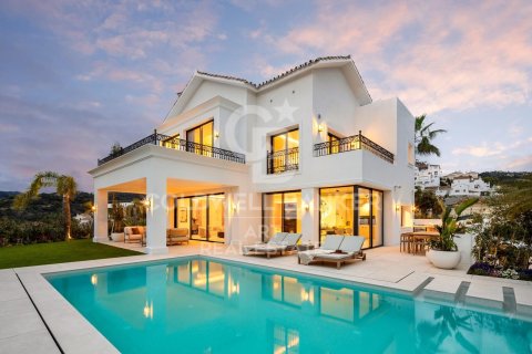 Villa in Benahavis, Malaga, Spanien 5 Schlafzimmer, 522 m2 Nr. 158759
