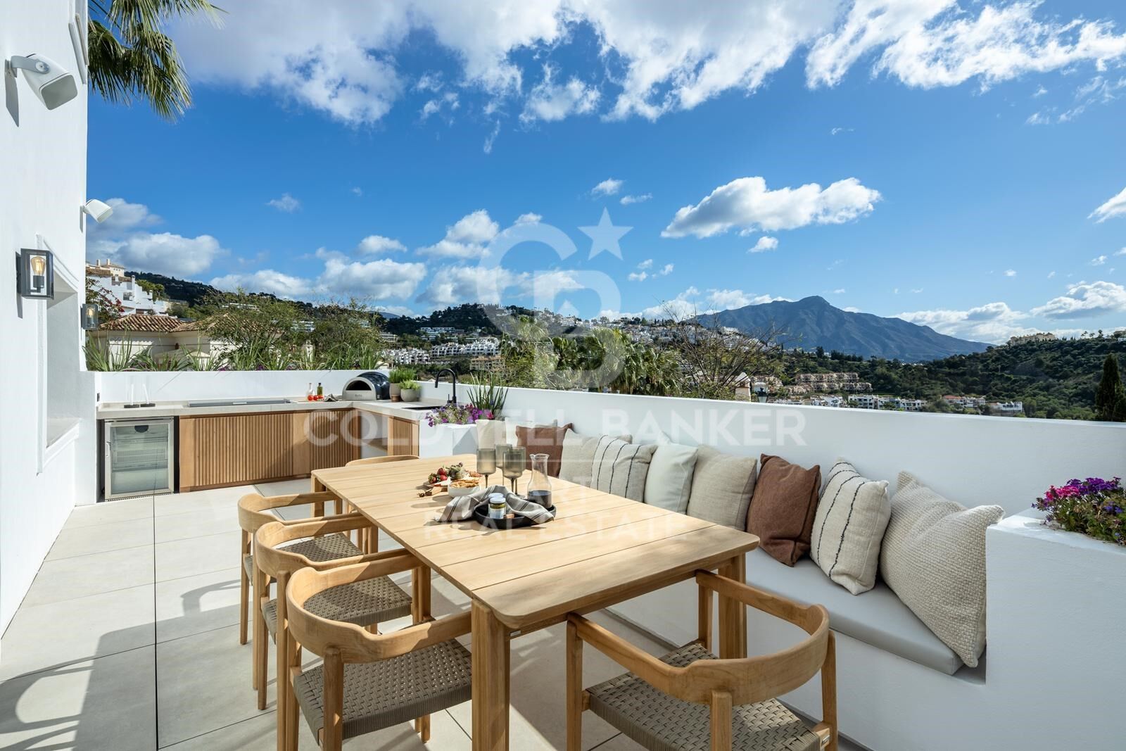 Villa Benahavis, Malaga, Spānijā 5 istabas, 522 m2 Nr. 158759