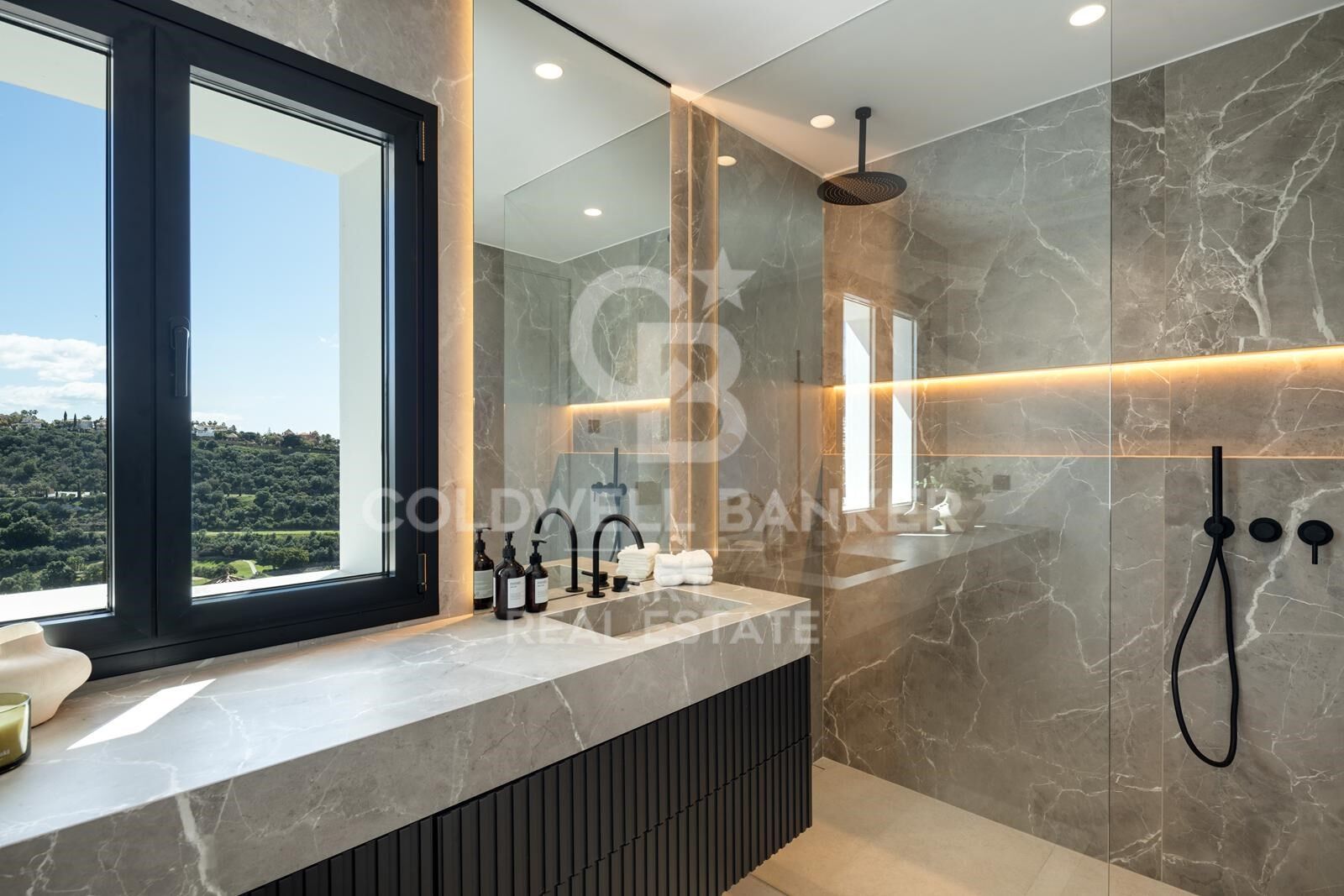 Villa Benahavis, Malaga, Spānijā 5 istabas, 522 m2 Nr. 158759