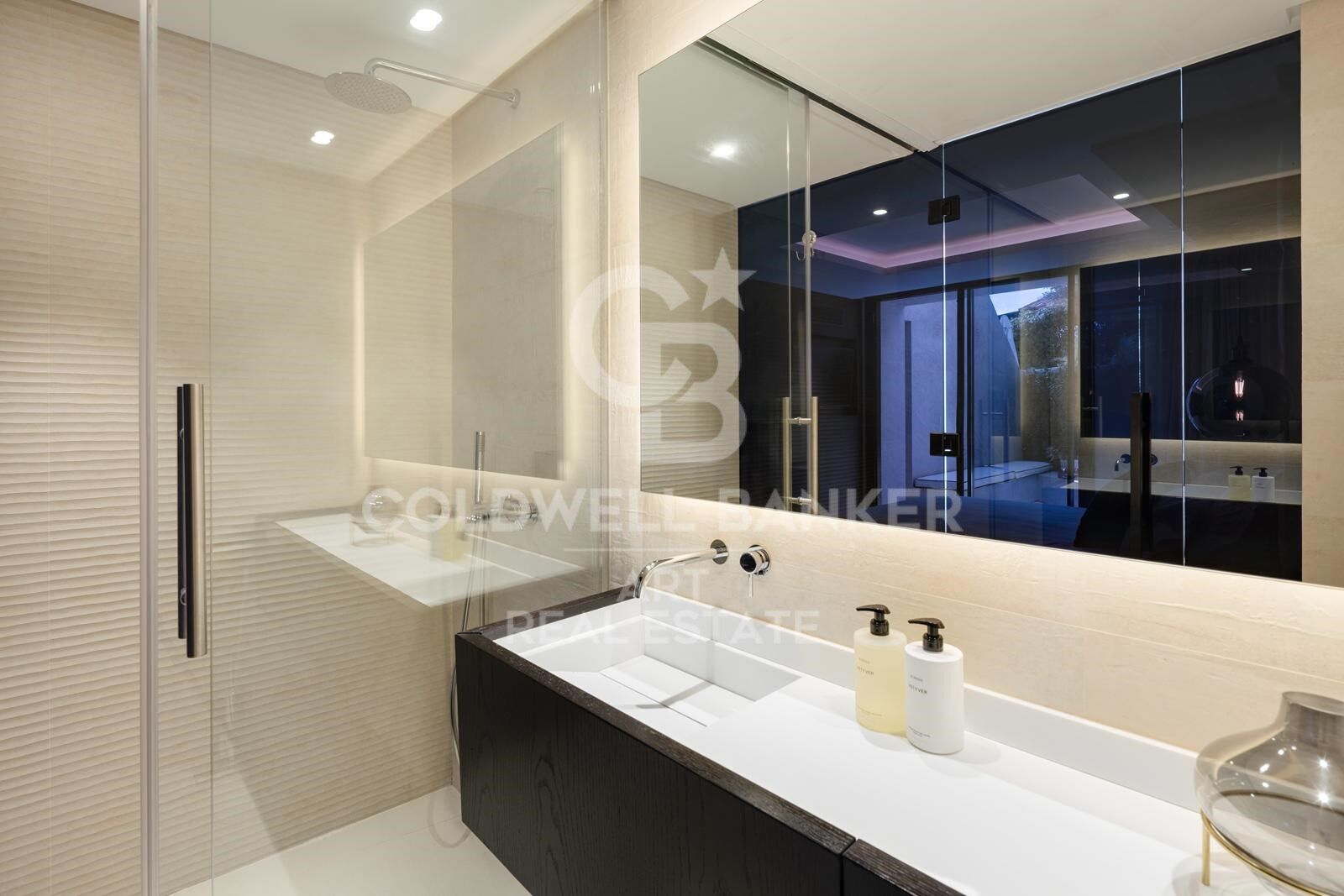 Villa en Benahavís, Málaga, España 5 dormitorios, 555 m2 No. 158758