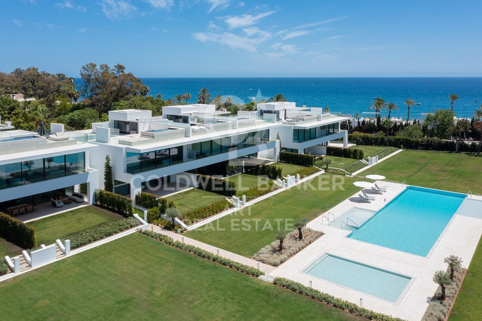 Huvila Marbella, Malaga, Espanja 3 makuuhuonetta, 655 m2 No. 158200