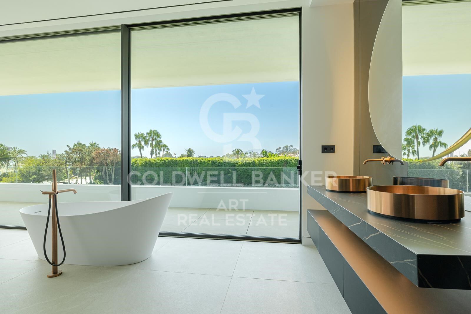 Huvila Marbella, Malaga, Espanja 3 makuuhuonetta, 655 m2 No. 158200