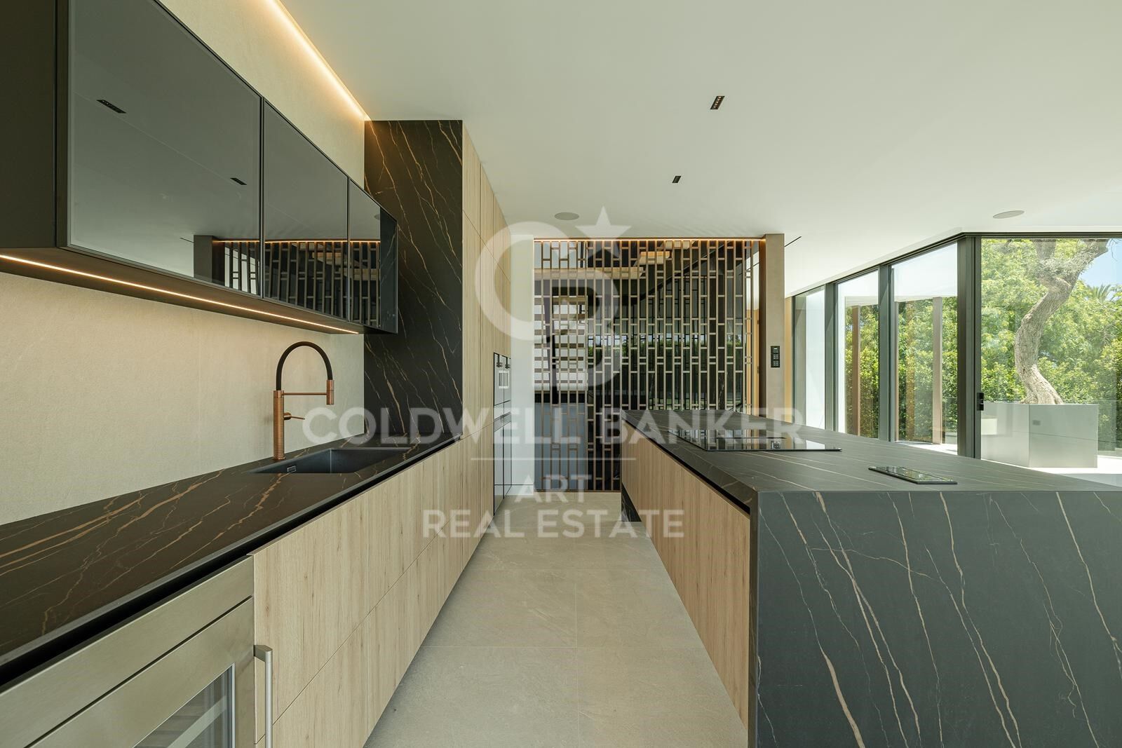 Huvila Marbella, Malaga, Espanja 3 makuuhuonetta, 655 m2 No. 158200