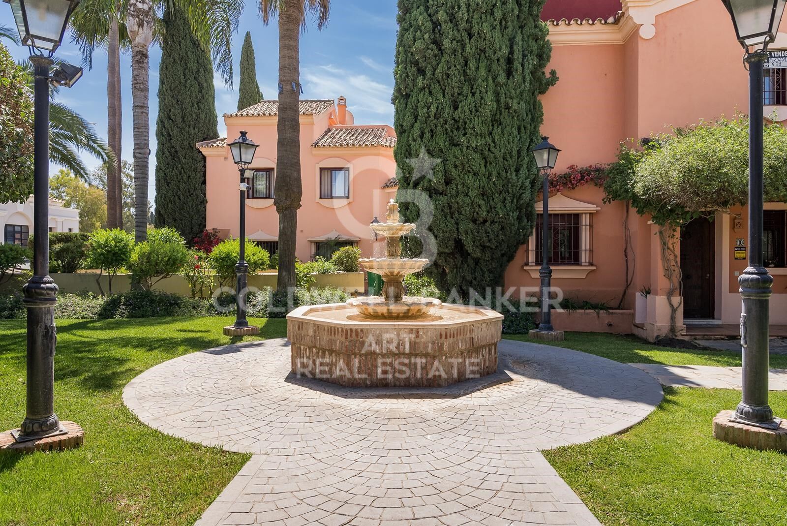 Hus i Marbella, Malaga, Spanien 4 sovrum, 238 kvm. Nr. 158199