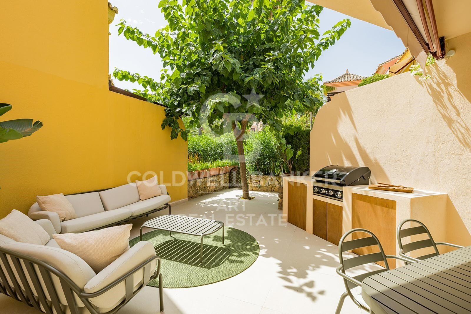 Hus i Marbella, Malaga, Spanien 4 sovrum, 238 kvm. Nr. 158199