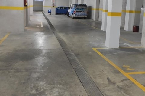 Garage à Barcelona, Espagne 31 m2 No. 191500